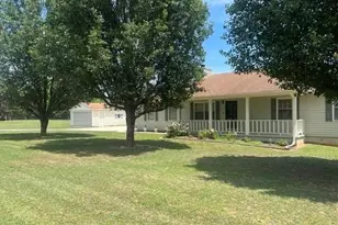 5719 Hill Rd, Powder Springs, GA 30127 - Photo 3