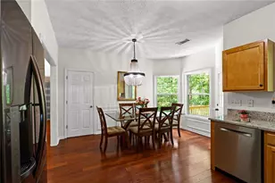 305 Penfield Cir, Sugar Hill, GA 30518 - Photo 11