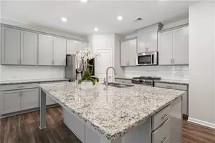 305 Duval Dr, Alpharetta, GA 30009 - Photo 17