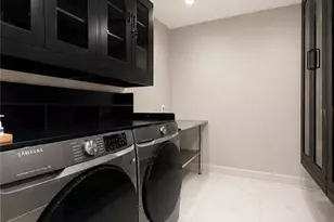 724 Bellemeade Ave NW, Atlanta, GA 30318 - Photo 13