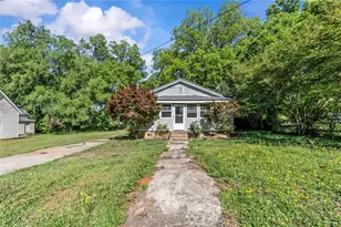 108 Hilliard St, Union Point, GA 30669 - Photo 1