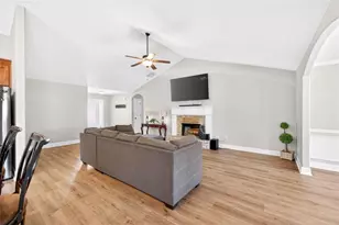 558 River Mist Cir, Jefferson, GA 30549 - Photo 7