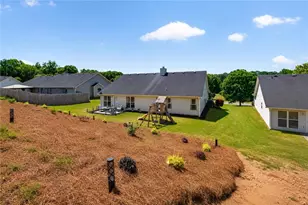 558 River Mist Cir, Jefferson, GA 30549 - Photo 37