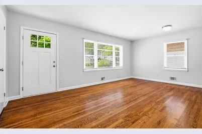 849 Erin Avenue SW, Atlanta, GA 30310 - Photo 5