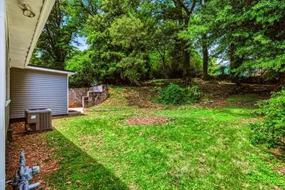 849 Erin Avenue SW, Atlanta, GA 30310 - Photo 17