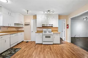 1277 Dunwoody Ln NE, Brookhaven, GA 30319 - Photo 5