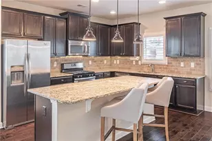 300 Barbados Ln, Suwanee, GA 30024 - Photo 17