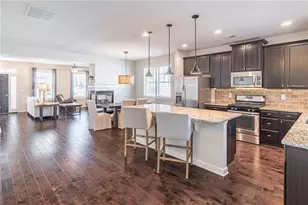 300 Barbados Ln, Suwanee, GA 30024 - Photo 21