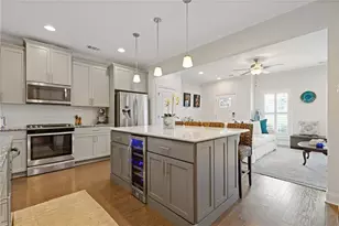 916 Westmoreland Circle Northwest, Atlanta, GA 30318 - Photo 5