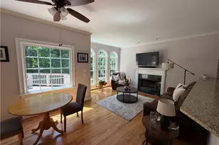 5060 Matthew Meadow Ct, Alpharetta, GA 30004 - Photo 7