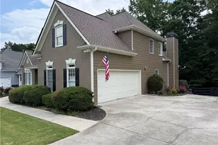 5060 Matthew Meadow Ct, Alpharetta, GA 30004 - Photo 3