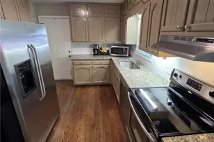 2701 Bluffton Rd, Buford, GA 30519 - Photo 9