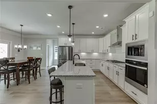 265 Cherokee Rose Ln, Hoschton, GA 30548 - Photo 9