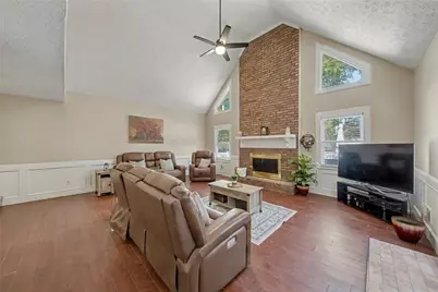 210 Hanarry Drive, Lawrenceville, GA 30046 - Photo 15