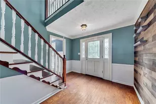 210 Hanarry Dr, Lawrenceville, GA 30046 - Photo 3