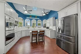 210 Hanarry Dr, Lawrenceville, GA 30046 - Photo 7