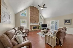 210 Hanarry Dr, Lawrenceville, GA 30046 - Photo 19