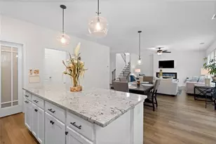 206 Blue Dragon Dr, Jefferson, GA 30549 - Photo 3