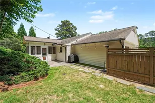 2311 Cumberland Dr SE, Smyrna, GA 30080 - Photo 21
