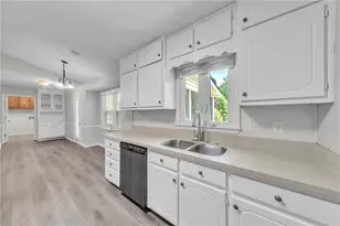 205 Planters Walk, Locust Grove, GA 30248 - Photo 11