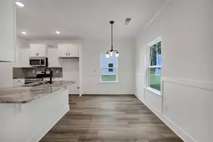 215 Laney Dr, Carrollton, GA 30117 - Photo 5
