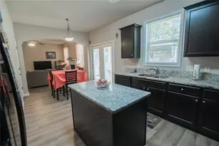 6016 Hendrix Ln, Mableton, GA 30126 - Photo 9