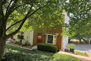 192 High Creek Dr, Roswell, GA 30076 - Photo 1