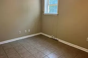 192 High Creek Dr, Roswell, GA 30076 - Photo 17