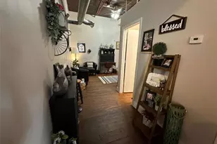 301 Bradley St, Carrollton, GA 30117 - Photo 9