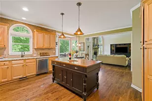 163 Woodcliff Dr, Suwanee, GA 30024 - Photo 13