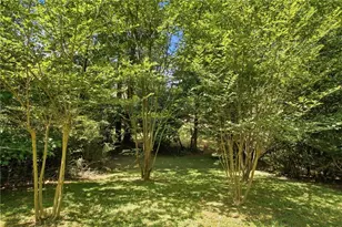 2590 Bentbrook Ct, Dunwoody, GA 30360 - Photo 51