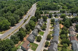 1335 Lyndhurst Way, Roswell, GA 30075 - Photo 53
