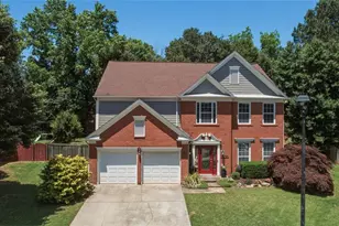 1335 Lyndhurst Way, Roswell, GA 30075 - Photo 3