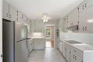 2801 SE Sagamore Hill Dr SE, Marietta, GA 30067 - Photo 19