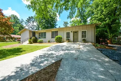 2801 SE Sagamore Hill Drive SE, Marietta, GA 30067 - Photo 3