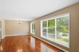 2801 SE Sagamore Hill Dr SE, Marietta, GA 30067 - Photo 9
