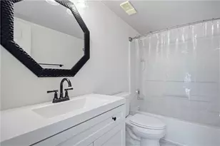 795 Hammond Dr, Atlanta, GA 30328 - Photo 23