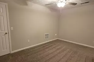 252 Tara Commons Dr, Loganville, GA 30052 - Photo 5
