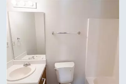 202 Bluff Court, Jackson, GA 30233 - Photo 13