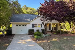 202 Bluff Ct, Jackson, GA 30233 - Photo 1
