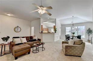 1870 Hickory Station Cir, Snellville, GA 30078 - Photo 7