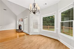 1747 Rose Hedge Way NW, Kennesaw, GA 30152 - Photo 17