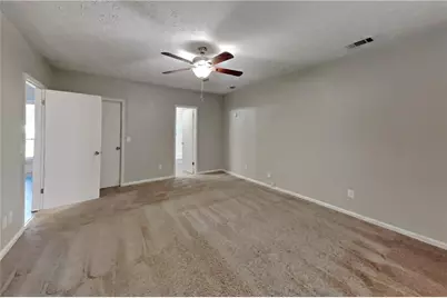 4741 Nutmeg Way SW, Lilburn, GA 30047 - Photo 7