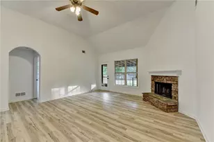1201 Bridge Crest Dr, Winder, GA 30680 - Photo 13