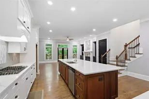 1933 Ridgemont Ln, Decatur, GA 30033 - Photo 19