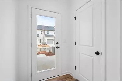 1637 Winpost Lane, Atlanta, GA 30318 - Photo 15