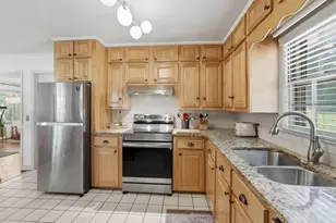 1338 Northwood Cir NE, Gainesville, GA 30501 - Photo 5