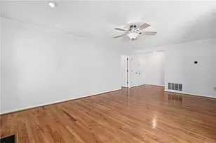 1750 Clairmont Rd, Decatur, GA 30033 - Photo 21