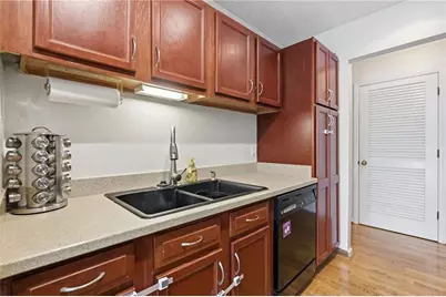1750 Clairmont Road #11, Decatur, GA 30033 - Photo 15
