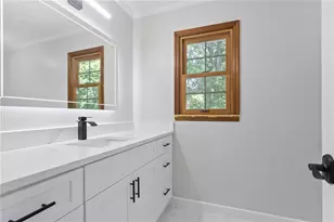 3320 Devaughn Dr NE, Marietta, GA 30066 - Photo 7